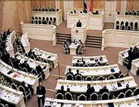 Антисиротский закон приемлют только 29 из 50 питерских парламентариев