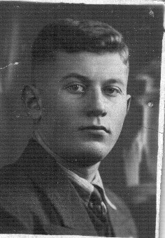 Дмитрий Вяльцев, племянник Анастасии Вяльцевой, чемпион Ленинграда по боксу 1930-х гг.