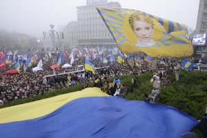 Евромайдан, как и Янукович, на распутье