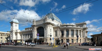 Бизнес-центр vs автозаправка в центре города