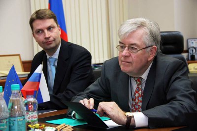 Комиссия ЕС ведет консультации по правам человека в России