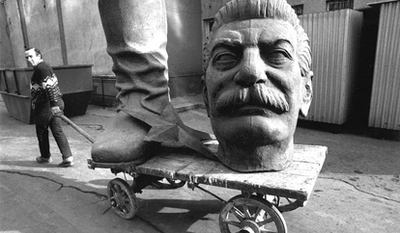 Памятникам Сталину нет места в нашей стране