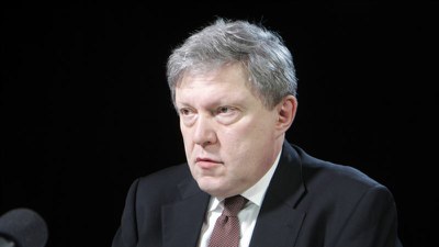 Явлинский: Из-за Крыма придётся затянуть пояса