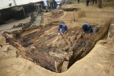 На Ниеншанце продолжается заливка свай: Письмо академиков в защиту археологических памятников